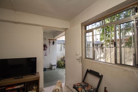 Casa à venda com 150m², 2 quartos e 3 vagas Casa à venda com 150m², 2 quartos e 3 vagasCasa 2 - Sala