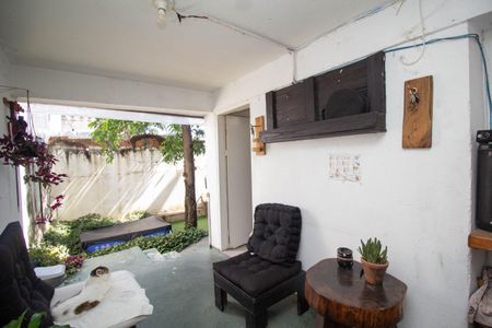 Casa à venda com 150m², 2 quartos e 3 vagas Casa à venda com 150m², 2 quartos e 3 vagasHall de Entrada