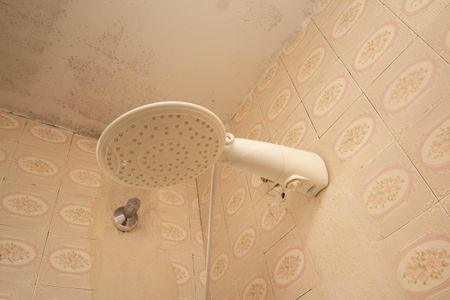 Casa à venda com 150m², 2 quartos e 3 vagas Casa à venda com 150m², 2 quartos e 3 vagasBanheiro