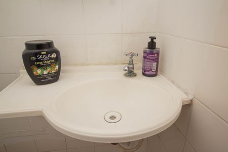 Casa à venda com 150m², 2 quartos e 3 vagas Casa à venda com 150m², 2 quartos e 3 vagasLavabo