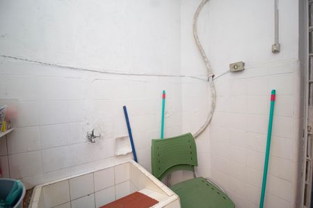 Casa à venda com 150m², 2 quartos e 3 vagas Casa à venda com 150m², 2 quartos e 3 vagasÁrea de Serviço