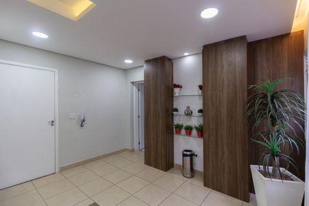 Apartamento à venda com 43m², 2 quartos e 1 vaga Apartamento à venda com 43m², 2 quartos e 1 vagaÁrea Comum - Salão de Festas