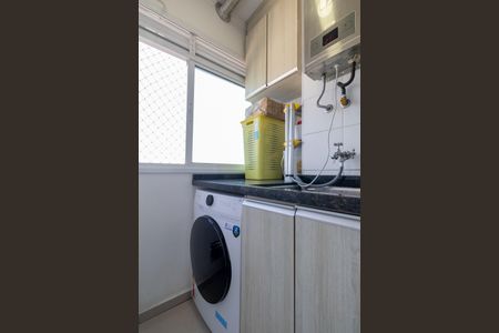 Apartamento à venda com 43m², 2 quartos e 1 vaga Apartamento à venda com 43m², 2 quartos e 1 vagaCozinha e Área de Serviço