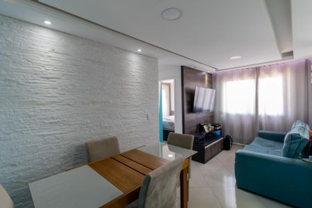 Apartamento à venda com 43m², 2 quartos e 1 vaga Apartamento à venda com 43m², 2 quartos e 1 vagaSala