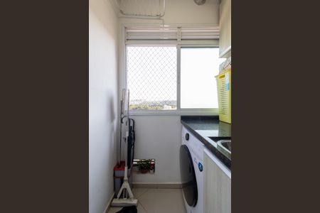 Apartamento à venda com 43m², 2 quartos e 1 vaga Apartamento à venda com 43m², 2 quartos e 1 vagaCozinha e Área de Serviço