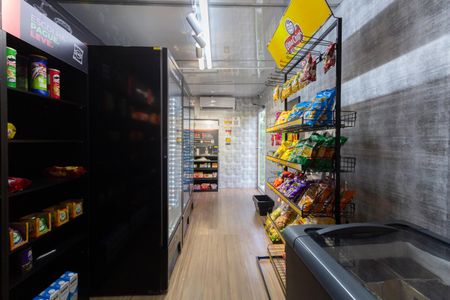 Apartamento à venda com 43m², 2 quartos e 1 vaga Apartamento à venda com 43m², 2 quartos e 1 vagaÁrea Comum - Mini Mercado
