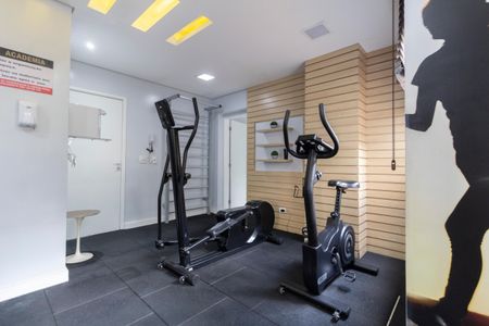 Apartamento à venda com 43m², 2 quartos e 1 vaga Apartamento à venda com 43m², 2 quartos e 1 vagaÁrea Comum - Academia