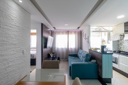 Apartamento à venda com 43m², 2 quartos e 1 vaga Apartamento à venda com 43m², 2 quartos e 1 vagaSala