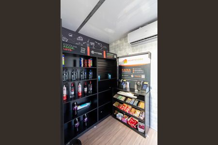 Apartamento à venda com 43m², 2 quartos e 1 vaga Apartamento à venda com 43m², 2 quartos e 1 vagaÁrea Comum - Mini Mercado