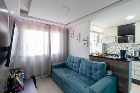 Apartamento à venda com 43m², 2 quartos e 1 vaga Apartamento à venda com 43m², 2 quartos e 1 vagaSala