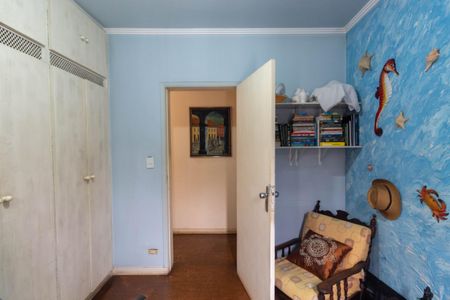 Casa à venda com 250m², 4 quartos e 3 vagas Casa à venda com 250m², 4 quartos e 3 vagasQuarto 2