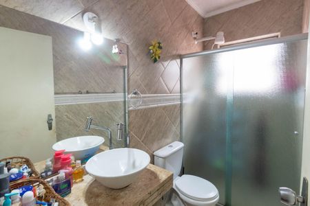 Casa à venda com 250m², 4 quartos e 3 vagas Casa à venda com 250m², 4 quartos e 3 vagasBanheiro da Suíte