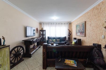 Casa à venda com 250m², 4 quartos e 3 vagas Casa à venda com 250m², 4 quartos e 3 vagasSala