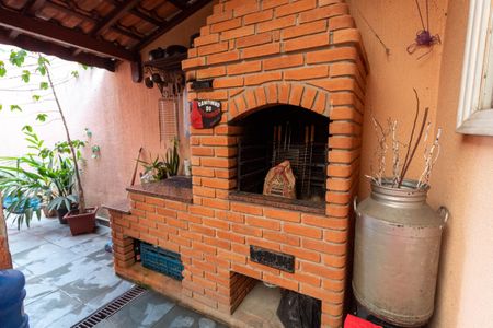 Casa à venda com 250m², 4 quartos e 3 vagas Casa à venda com 250m², 4 quartos e 3 vagasChurrasqueira