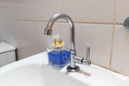 Casa à venda com 250m², 4 quartos e 3 vagas Casa à venda com 250m², 4 quartos e 3 vagasLavabo