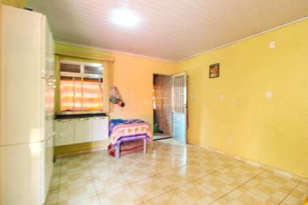 Casa à venda com 100m², 4 quartos e 2 vagasSala