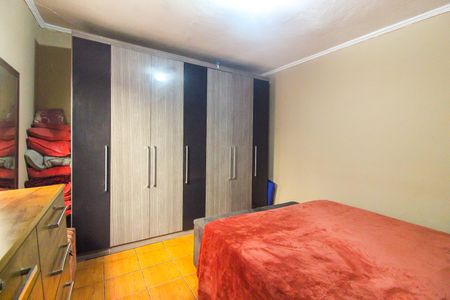 Casa à venda com 100m², 4 quartos e 2 vagasQuarto 1