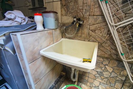 Casa à venda com 100m², 4 quartos e 2 vagasÁrea de Serviço