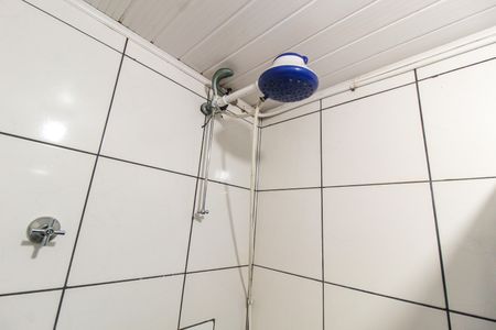 Casa à venda com 100m², 4 quartos e 2 vagasBanheiro 2