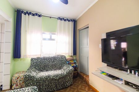 Casa à venda com 100m², 4 quartos e 2 vagasSala