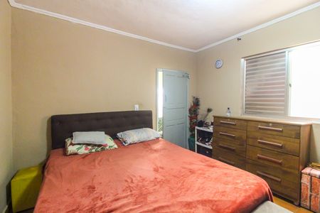 Casa à venda com 100m², 4 quartos e 2 vagasQuarto 1