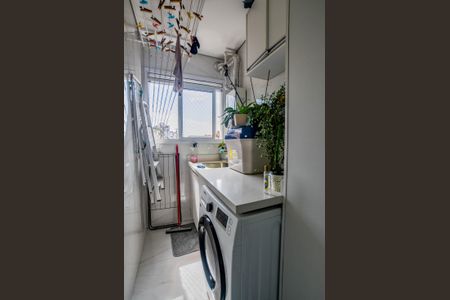 Apartamento à venda com 90m², 2 quartos e 2 vagasÁrea de Serviço