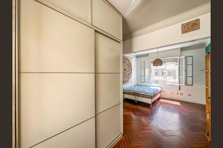 Apartamento à venda com 346m², 5 quartos e sem vagaSuíte 2