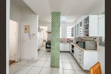 Apartamento à venda com 346m², 5 quartos e sem vagaCozinha