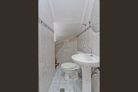 Casa à venda com 140m², 3 quartos e 4 vagas Casa à venda com 140m², 3 quartos e 4 vagasLavabo