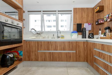 Apartamento à venda com 258m², 4 quartos e 4 vagasCozinha