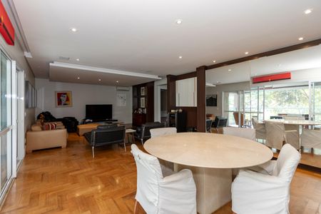 Apartamento à venda com 258m², 4 quartos e 4 vagasSala