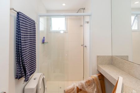 Apartamento à venda com 258m², 4 quartos e 4 vagasBanheiro da Suíte 4