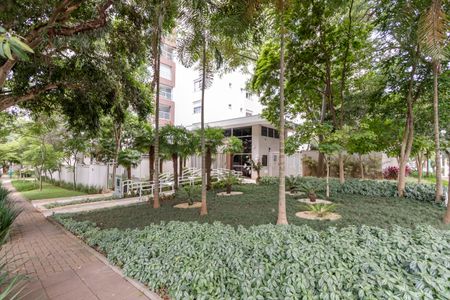 Apartamento à venda com 258m², 4 quartos e 4 vagasFachada