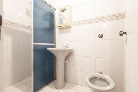 Casa para alugar com 272m², 3 quartos e 1 vaga Casa para alugar com 272m², 3 quartos e 1 vagaBanheiro de Serviço