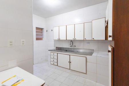 Casa para alugar com 272m², 3 quartos e 1 vaga Casa para alugar com 272m², 3 quartos e 1 vagaCozinha