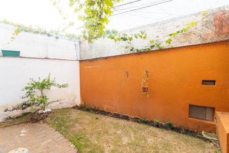 Casa para alugar com 272m², 3 quartos e 1 vaga Casa para alugar com 272m², 3 quartos e 1 vagaSala Jardim de Inverno