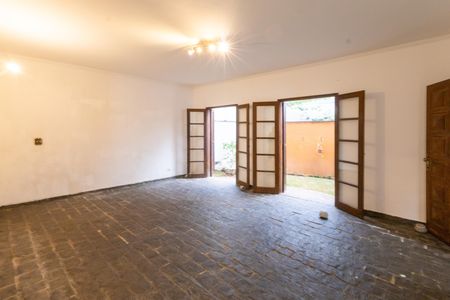 Casa para alugar com 272m², 3 quartos e 1 vaga Casa para alugar com 272m², 3 quartos e 1 vagaSala de estar