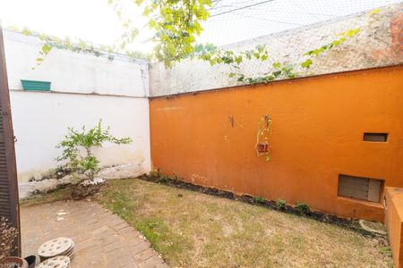 Casa para alugar com 272m², 3 quartos e 1 vaga Casa para alugar com 272m², 3 quartos e 1 vagaSala Jardim de Inverno