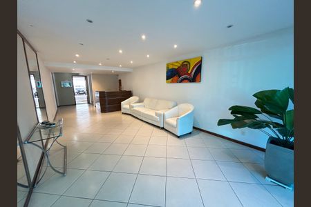 Apartamento à venda com 93m², 3 quartos e 1 vagaHall de entrada