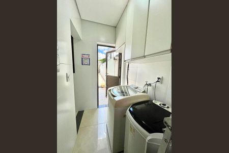 Apartamento à venda com 200m², 3 quartos e 2 vagasÁrea de Serviço