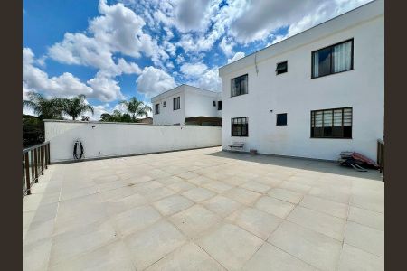 Apartamento à venda com 200m², 3 quartos e 2 vagasÁrea privativa