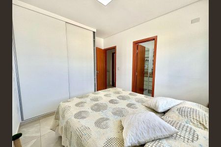 Apartamento à venda com 200m², 3 quartos e 2 vagasQuarto - Suíte