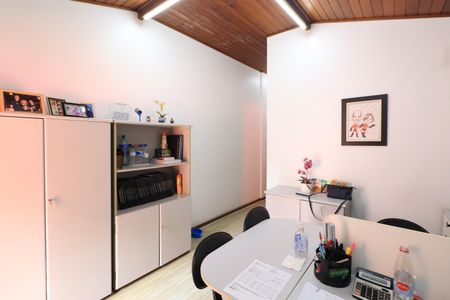 Casa à venda com 302m², 3 quartos e 3 vagasQuarto 1 - Suíte