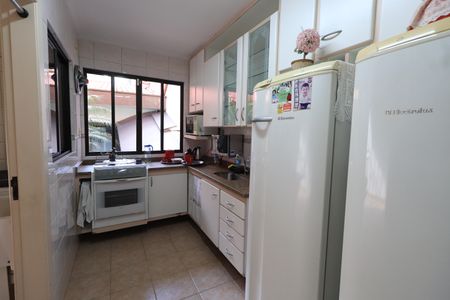 Casa à venda com 302m², 3 quartos e 3 vagasCozinha