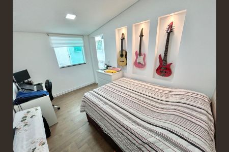 Apartamento à venda com 125m², 3 quartos e 2 vagas Apartamento à venda com 125m², 3 quartos e 2 vagasQuarto 2