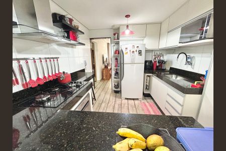Apartamento à venda com 125m², 3 quartos e 2 vagas Apartamento à venda com 125m², 3 quartos e 2 vagasCozinha
