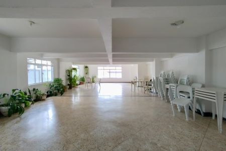 Apartamento para alugar com 42m², 1 quarto e sem vagaÁrea comum - Salão de festas