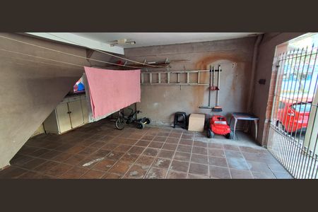 Casa à venda com 222m², 3 quartos e 3 vagas Casa à venda com 222m², 3 quartos e 3 vagasGaragem