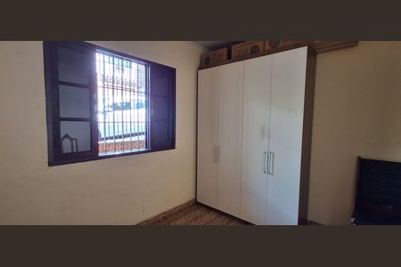 Casa à venda com 222m², 3 quartos e 3 vagas Casa à venda com 222m², 3 quartos e 3 vagasQuarto