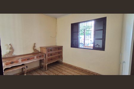 Casa à venda com 222m², 3 quartos e 3 vagas Casa à venda com 222m², 3 quartos e 3 vagasQuarto